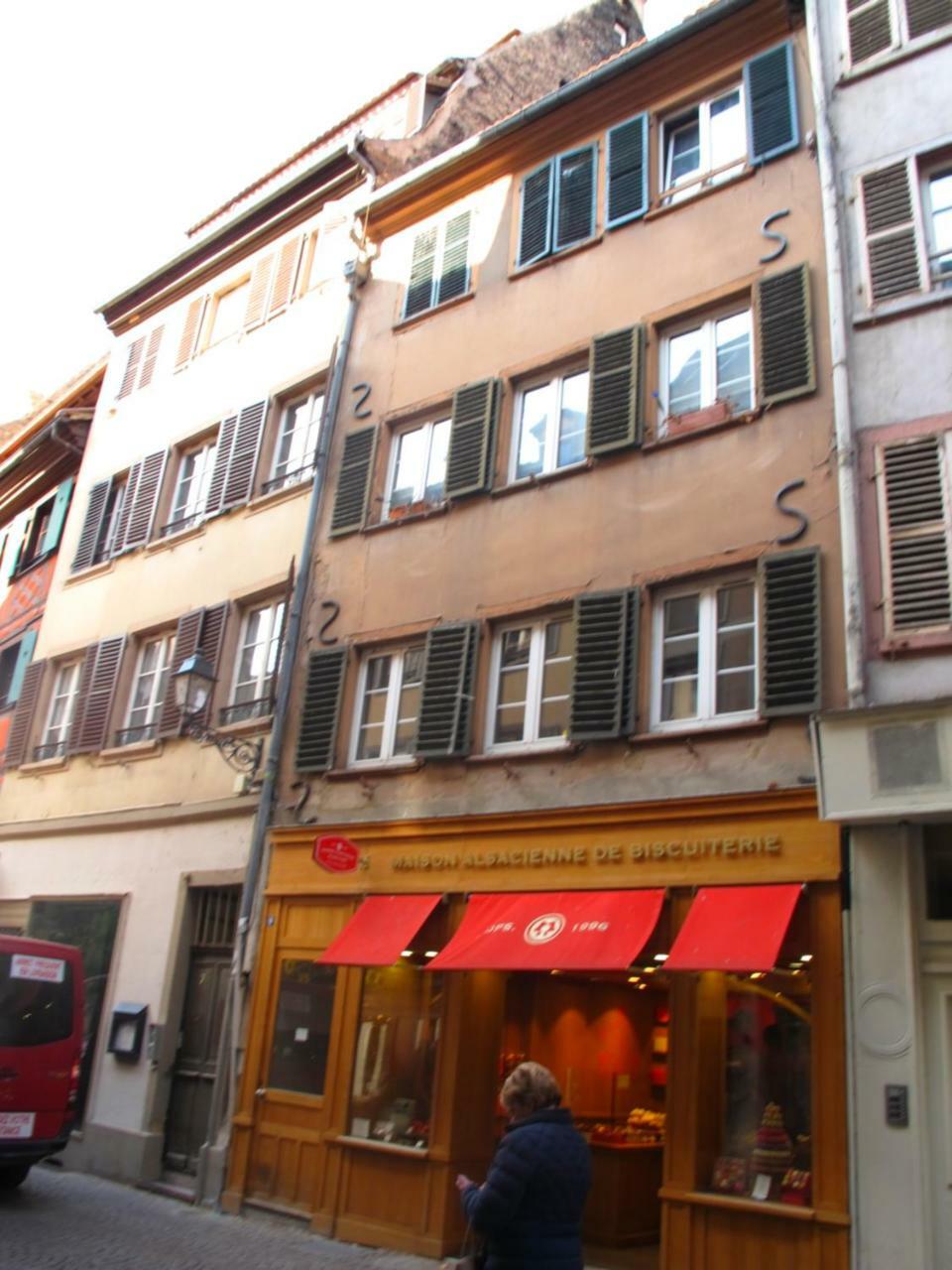 Citycosy Strasbourg - Budget St Thomas Serruriers Exterior foto